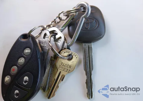 2010 Toyota Rav4 z USA, uszkodzony, nr VIN 2T3BF4DV5AW055156